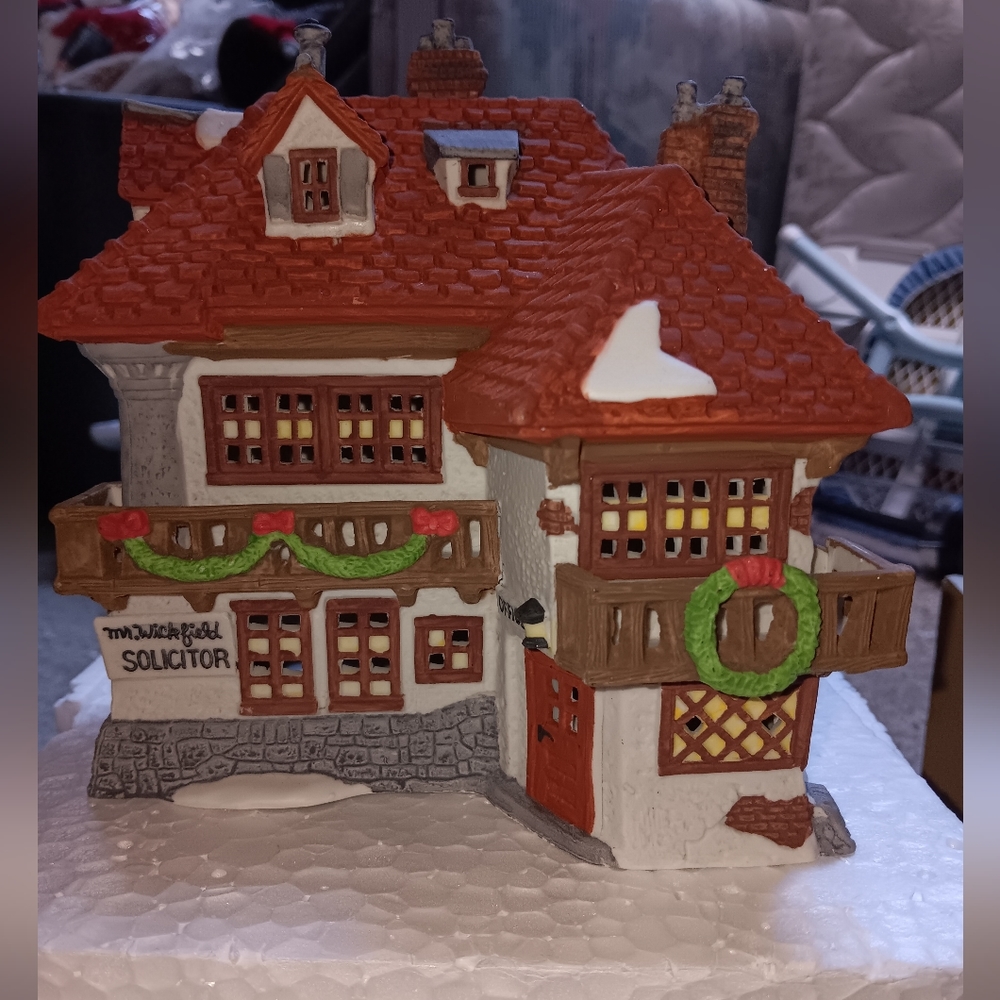 Dept 56 Dickens Village Series
